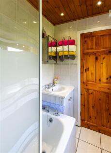 HOUSE BATHROOM