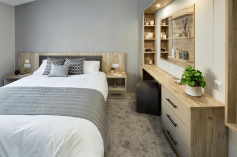 Mapleton_master_bedroom_779x544_f5b99825d2.png