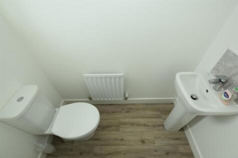 Cloakroom / WC