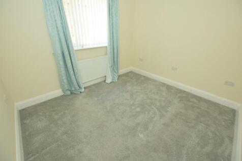 BEDROOM.jpg