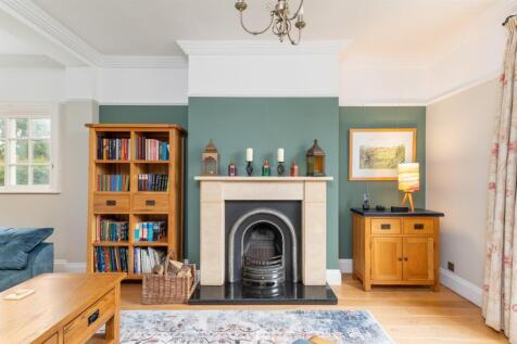 SITTING ROOM