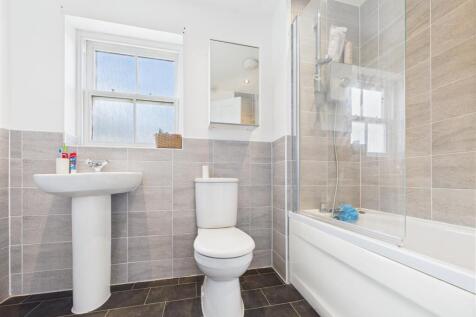 HOUSE BATHROOM