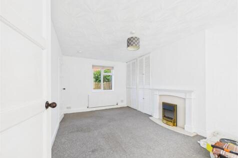CAM05267G0-PR0103-STILL009.jpg