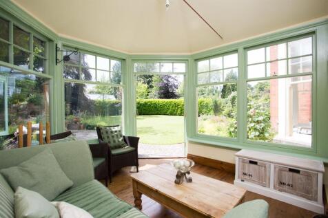 GARDEN ROOM