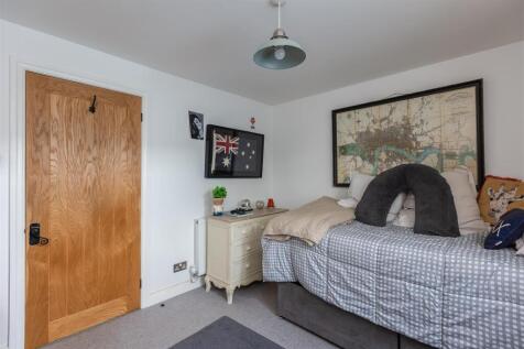 Daisy Cottage Bedroom 4-2.jpg