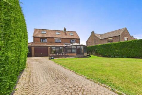 6 WADDALE END