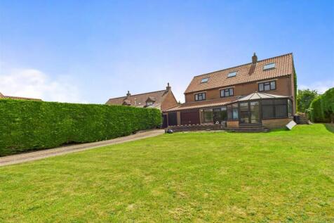 6 WADDALE END