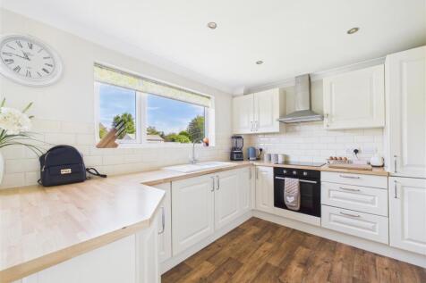 KITCHEN/ DINER