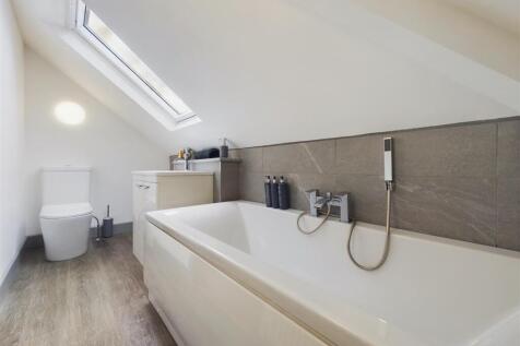 ATTIC BATHROOM