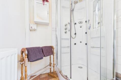 BATHROOM ONE