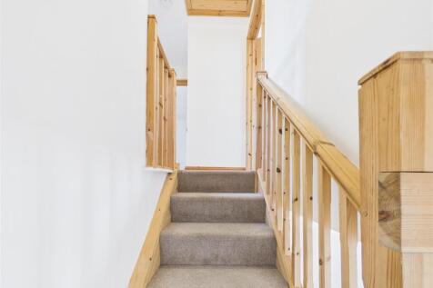 OPEN PLAN KITCHEN/LIVING