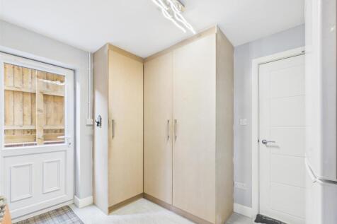 STORAGE ROOM