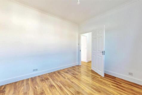 43-Mayesbrook-Road-03192025_171858.jpg
