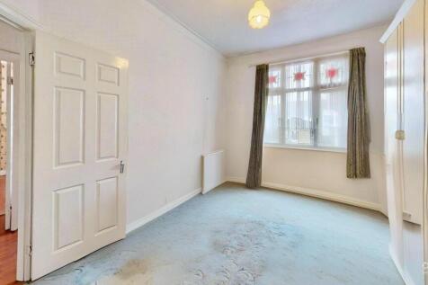 Bedroom-Defurnished (1).jpeg