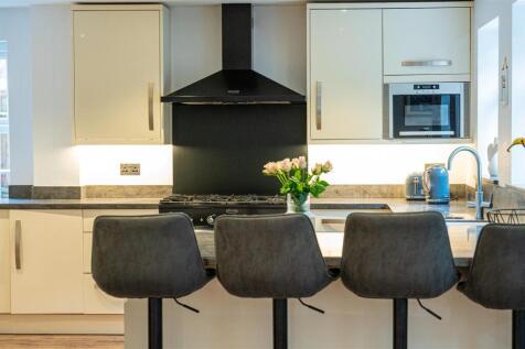 home-910.jpg