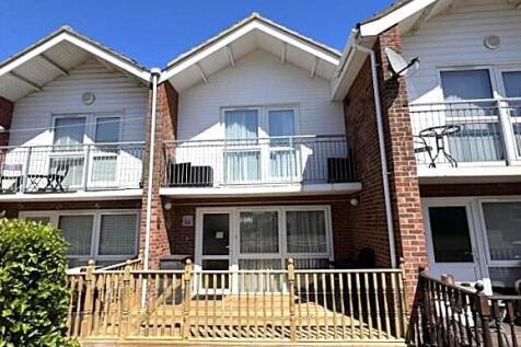 TWO STOREY 3 BED VILLA FOR RENT