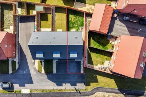 Aerial view of the property / land boundary