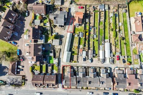 Aerial view of the property / land boundary