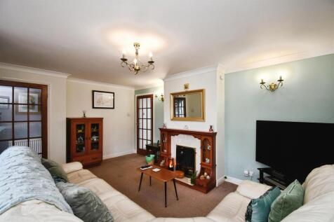 3ae9a083-U 20 20 28100 29.JPG