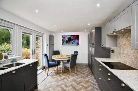 93f8ad0d-U 20 20 2884 29.JPG