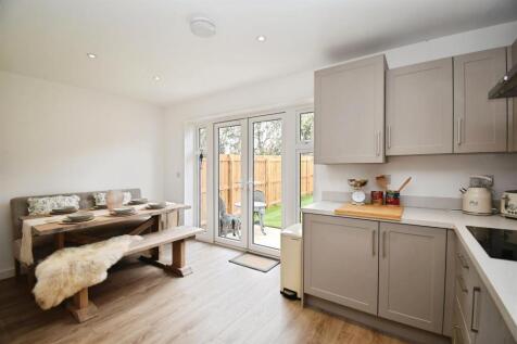 Kitchen / dining room