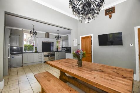 Open Plan Dining Kitchen