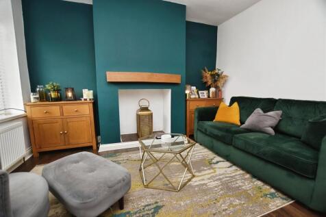 c29c1120-lounge 20b.JPG
