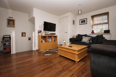 Lounge / Kitchen