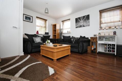 Lounge / Kitchen