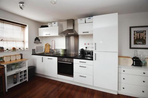 Lounge / Kitchen