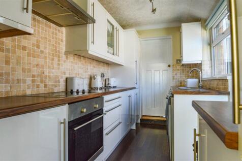 Fitted Kitchen