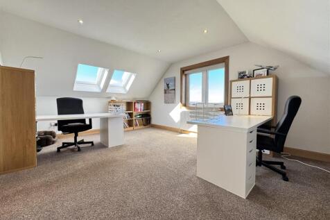 Bedroom 3/Office