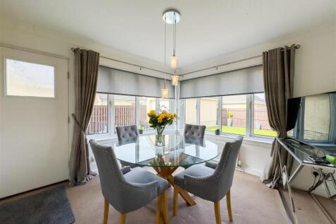 Kitchen/Dine