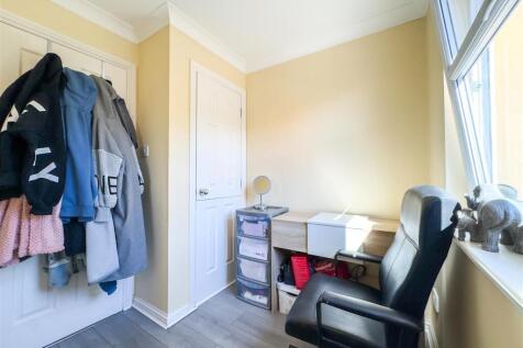 Bedroom 3/Office