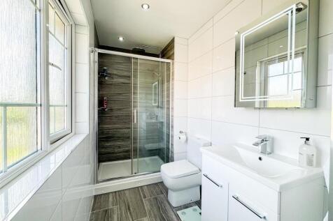 Master/En-Suite