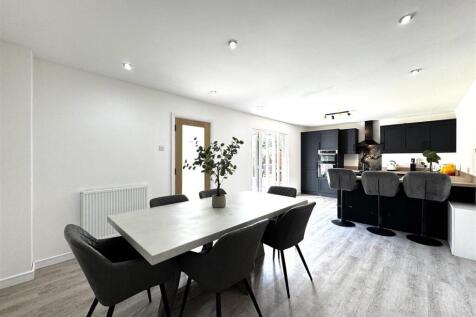 Kitchen diner