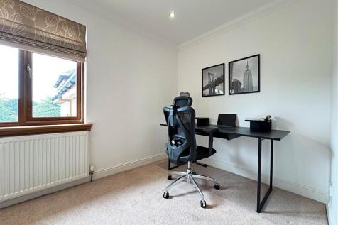 Office/Bedroom 6