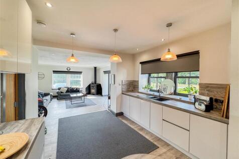 Dining Kitchen/Family Room