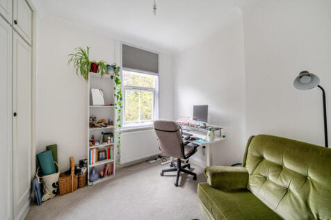 1364732-11-68ecfa...