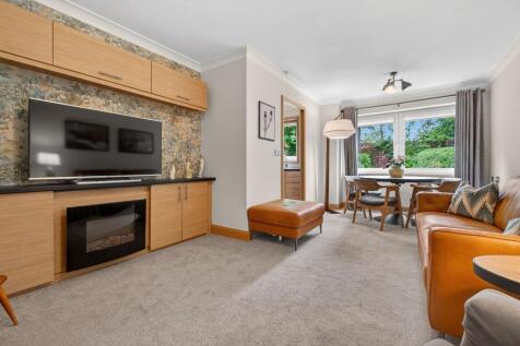 Dining Lounge