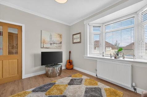 Family Room / Bedroom 4