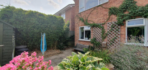 A ground floor 2 bedroom apartment