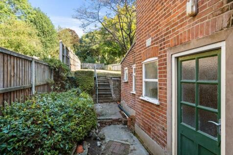 177EarlhamRd-001.jpg