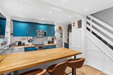 3CoachHouseCourt-010.jpg