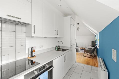 24AlexandraHouse-006.jpg