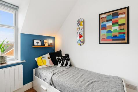 24AlexandraHouse-002.jpg
