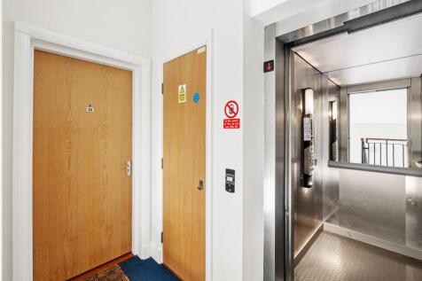 24AlexandraHouse-013.jpg