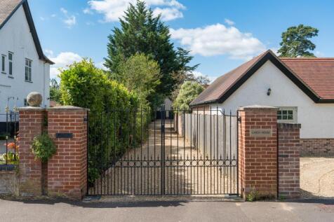LarchHouse-001.jpg