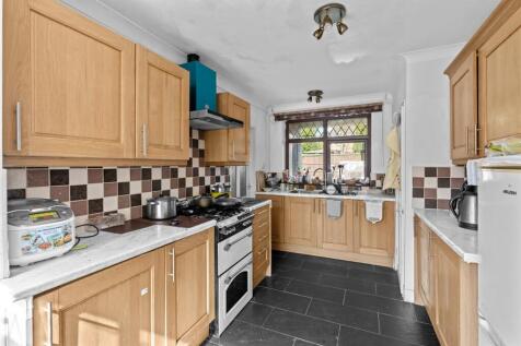 84-BuckinghamRd-012.jpg