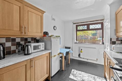 84-BuckinghamRd-011.jpg